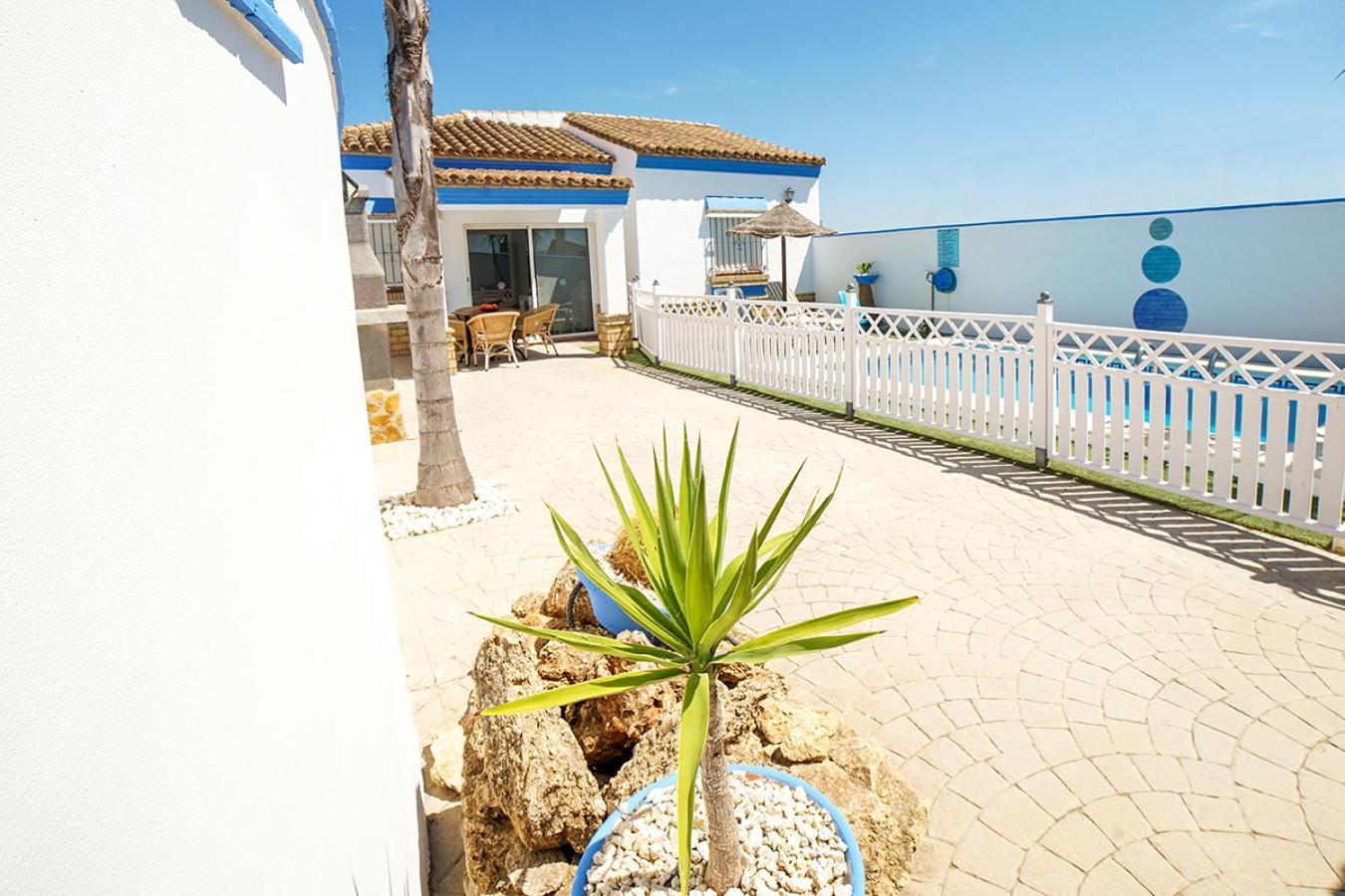 Villa Yuca Con Piscina Privada En Conil De La Frontera Exterior foto